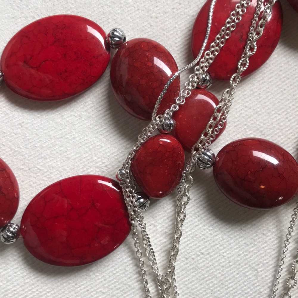 Free piece of jewelry with any purchase! ❤️❤️